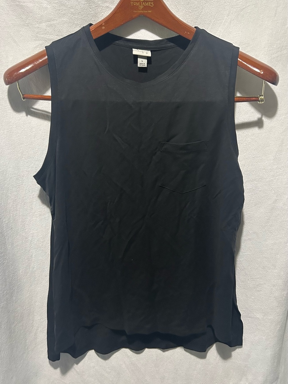Target Charcoal Black Sleeveless Muscle Tank with Pocket Size L NWT Womens